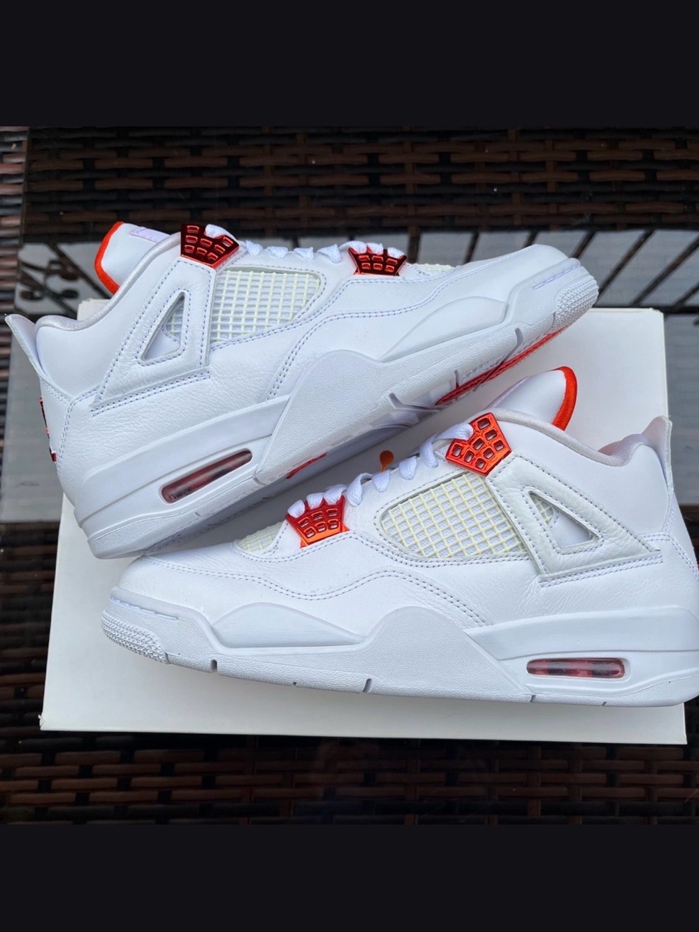 Nike Air Jordan 4 Retro White Team Orange CT8527-118 Men’s Size 8.5